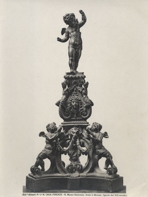 Alinari, Fratelli — Firenze - R. Museo Nazionale. Arale in bronzo (Ignoto del XVI secolo) — insieme